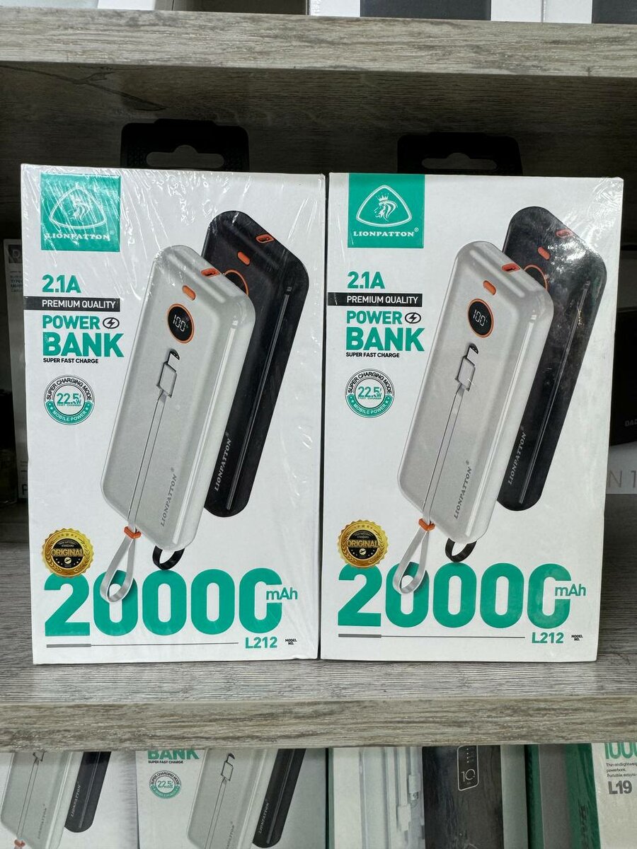 Новый приход  Power bank  С выходом Type-c , быстрая зарядка 