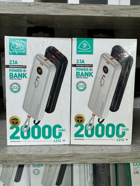 Новый приход  Power bank  С выходом Type-c , быстрая зарядка 