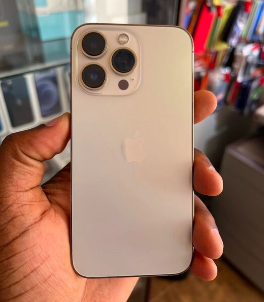 iPhone 13 Pro 128GB Factory Unlocked Battery Health 87%