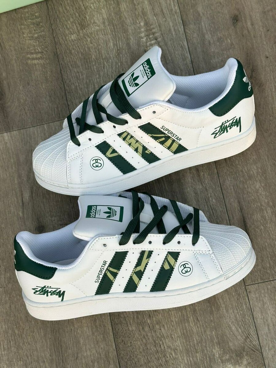 Adidas Superstar x Stüssy blanc vert