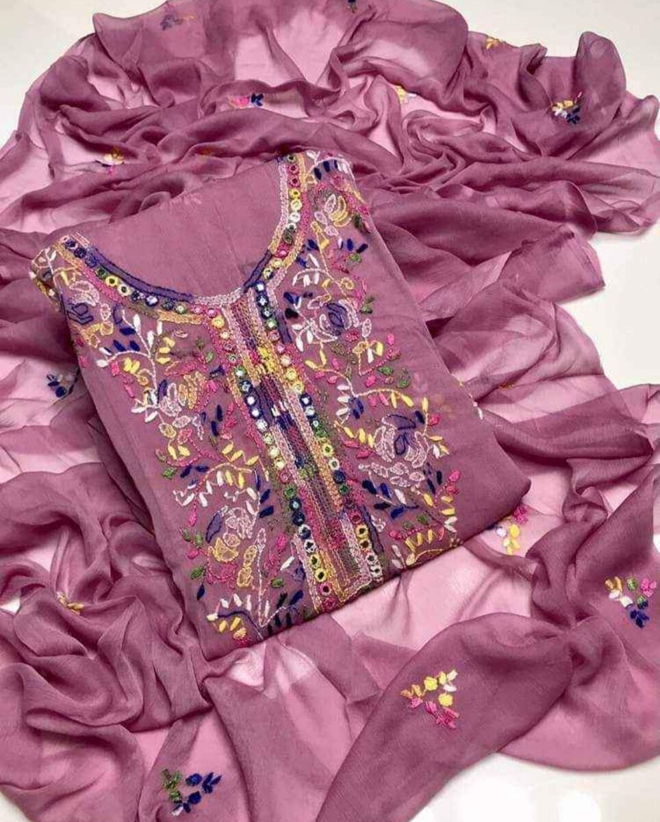 Women's clothing