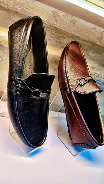 Casual shoes