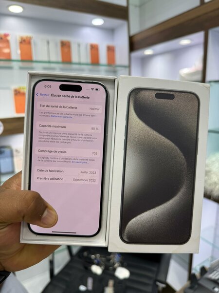 15 pro 128Go très propre