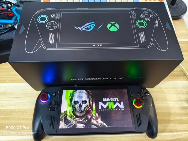 Console de jeu portable ROG