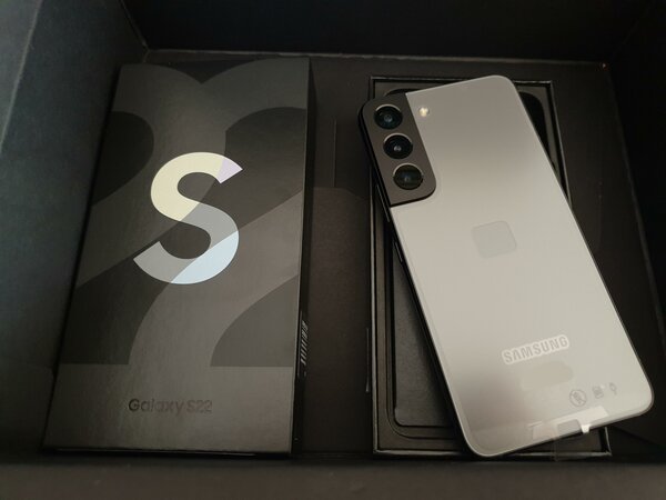 S22 5G 128GB IN BOX