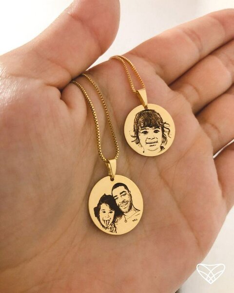 Chaîne personnalisée (photo)