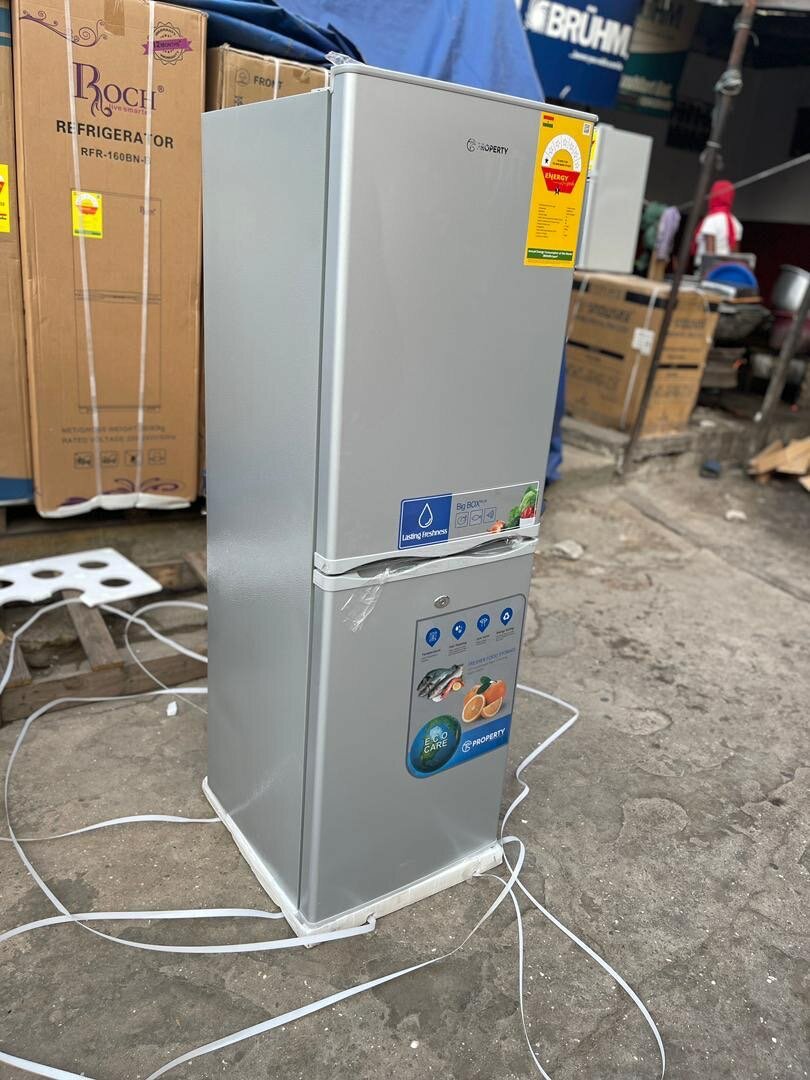 Property  Refrigerator/Freezer Type: Fridge-