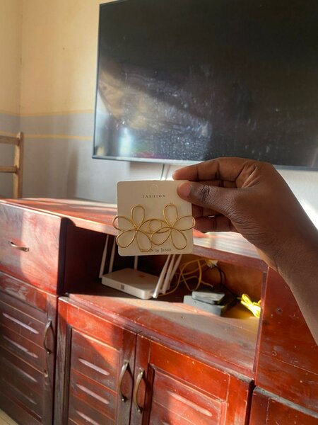 Boucles d'oreilles florales en or