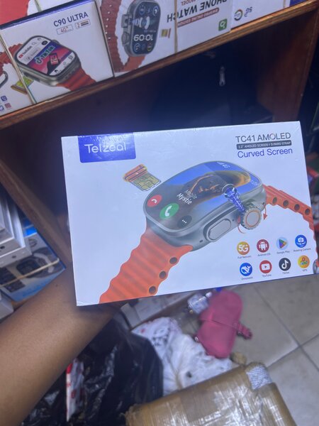 Montre Connectée TC41 AMOLED