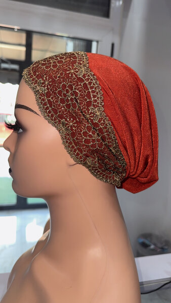 Bonnets en dentelle élégants