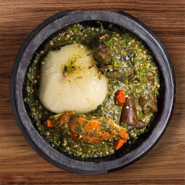 Plat de Fufu et Okra