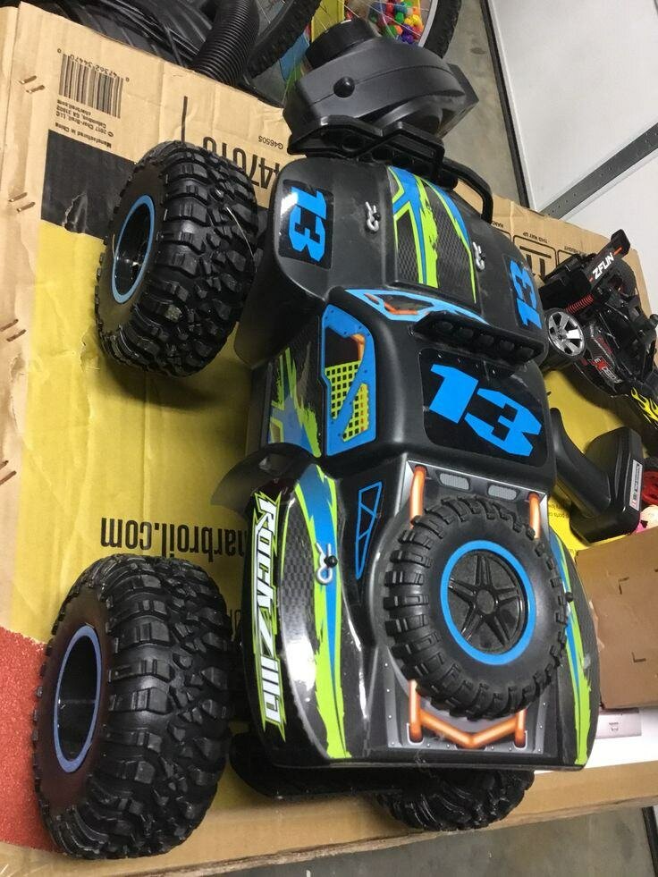 Voiture téléguidée RC 4x4