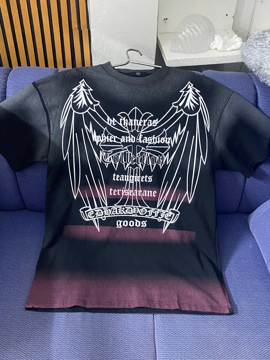 T-shirt graphique unisexe tendance