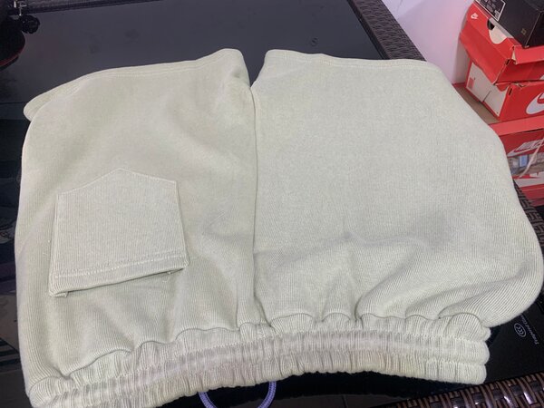 Shorts style graffiti pour hommes