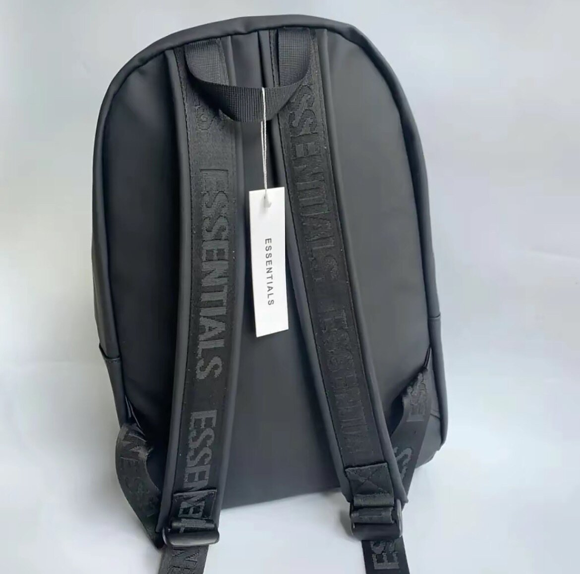 Sac à dos Essentials moderne