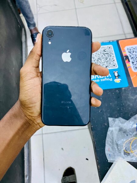iPhone XR