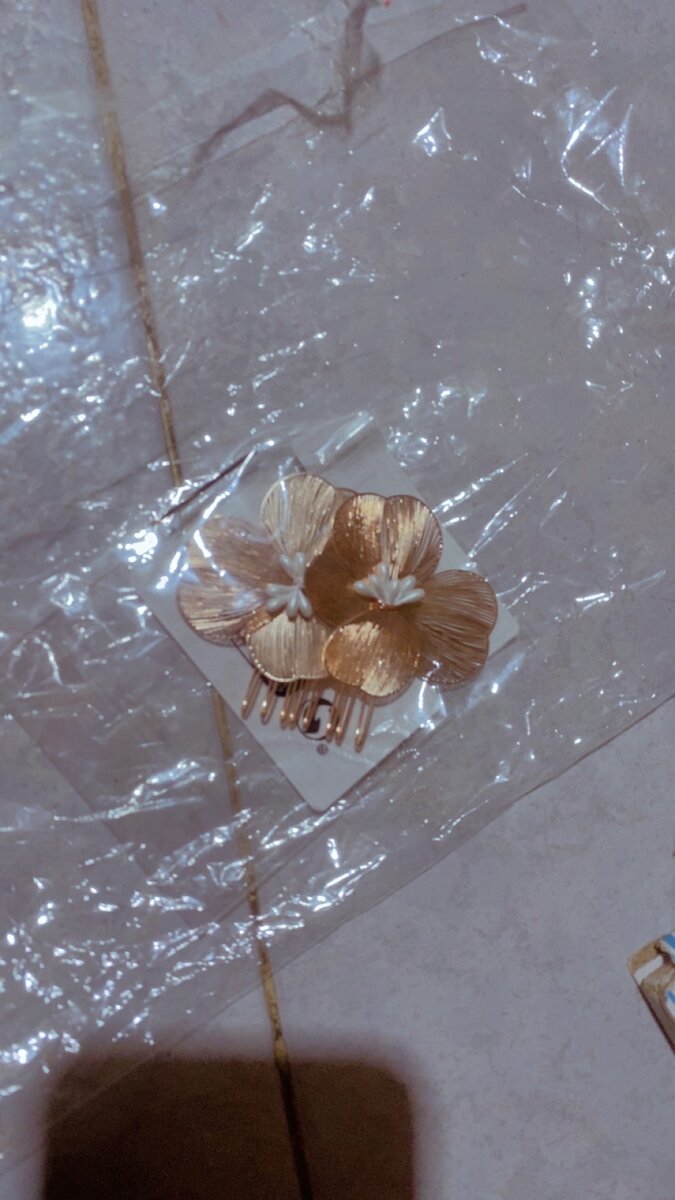 Peigne fleur élégant mariage