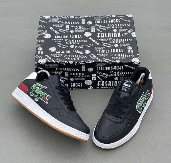 Baskets en cuir style crocodile