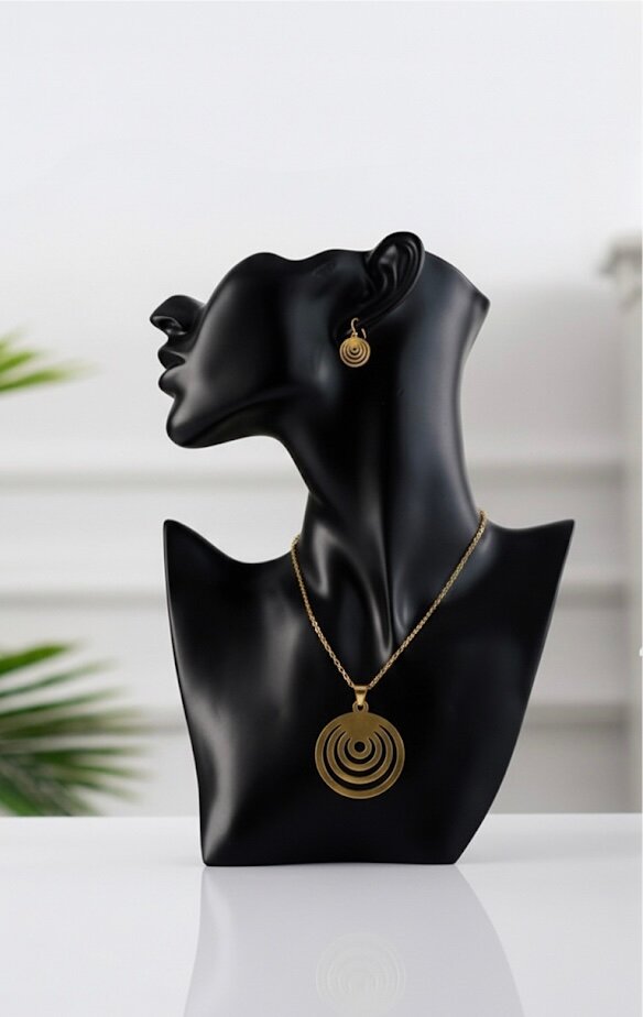 Parure Collier et Boucles d'Oreilles Dorées