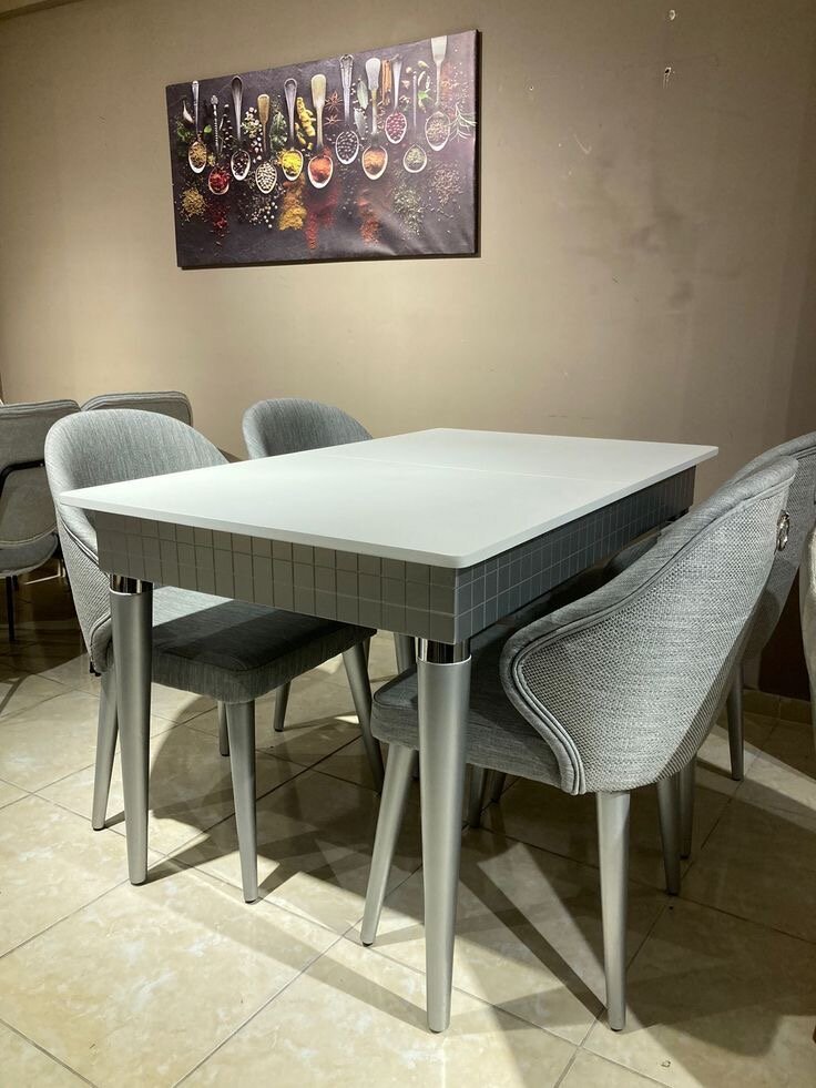 Table à manger moderne