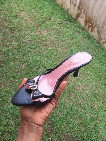 Mules élégantes à talons