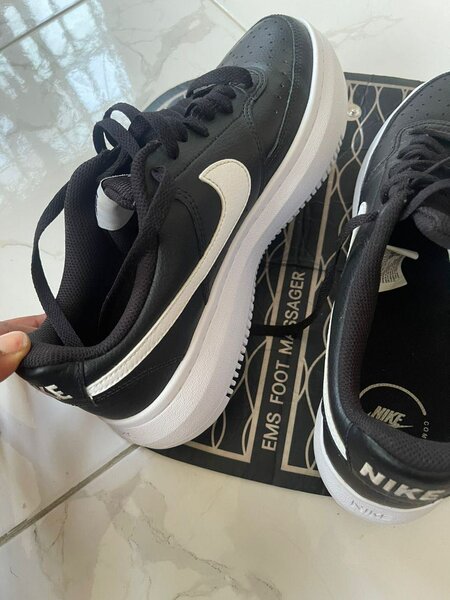 Original NIKE sneakers