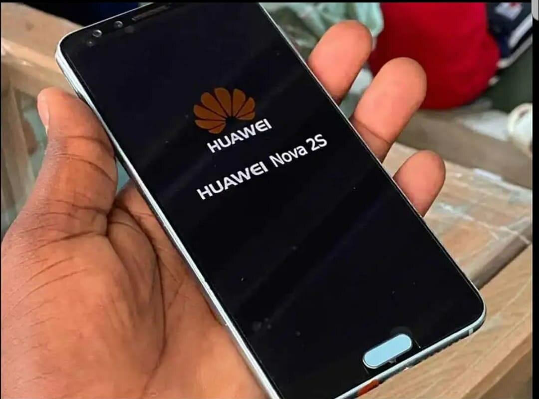 Huawei Nova 2S Smartphone