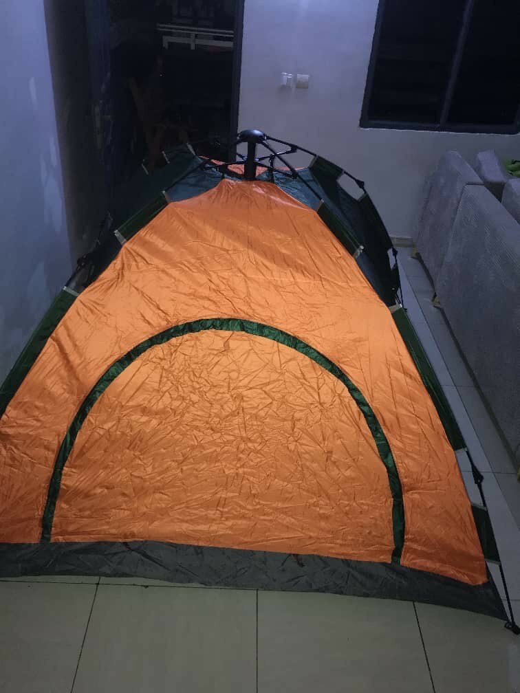 Tente automatique 4 places