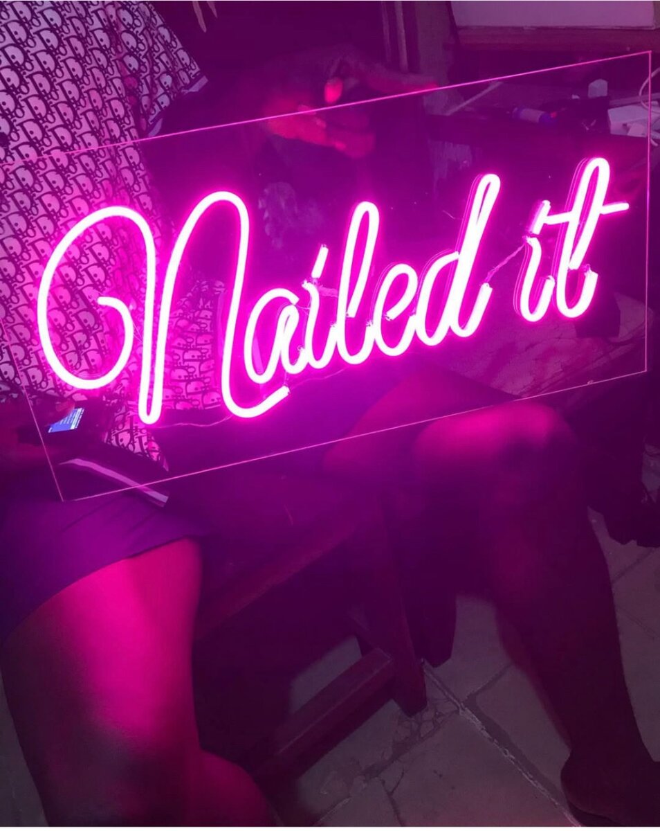 Neons Signage (indoor)