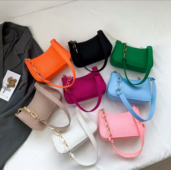 Sac à main coloré élégant