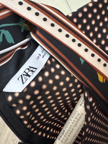 Покупала в Турции за 100 $ продаются 3000 сом не пользовалас