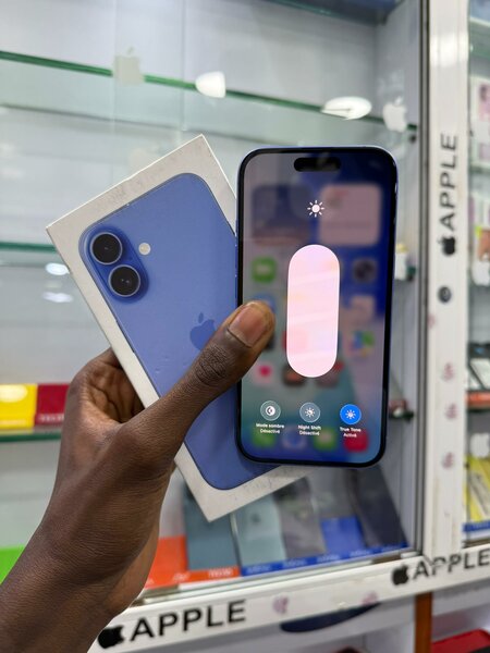 Disponible 16 simple 128go deu