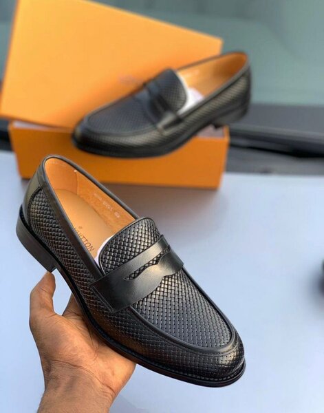 Branded loafers and half shoe