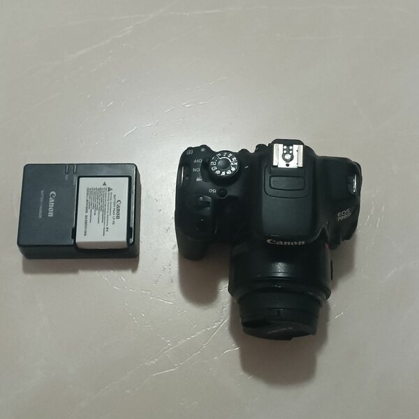 Appareil photo numérique Canon EOS 700D