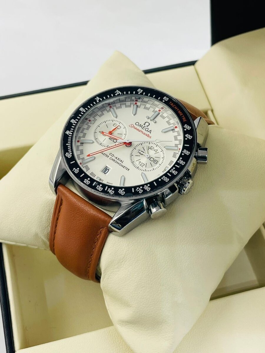 Montre Chronographe en Cuir