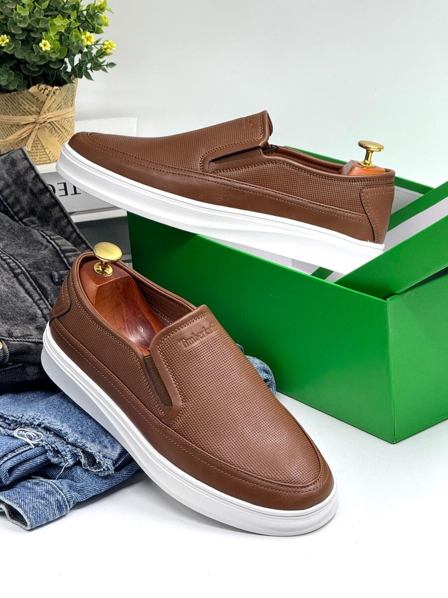 TIMBERLAND ALL BROWN