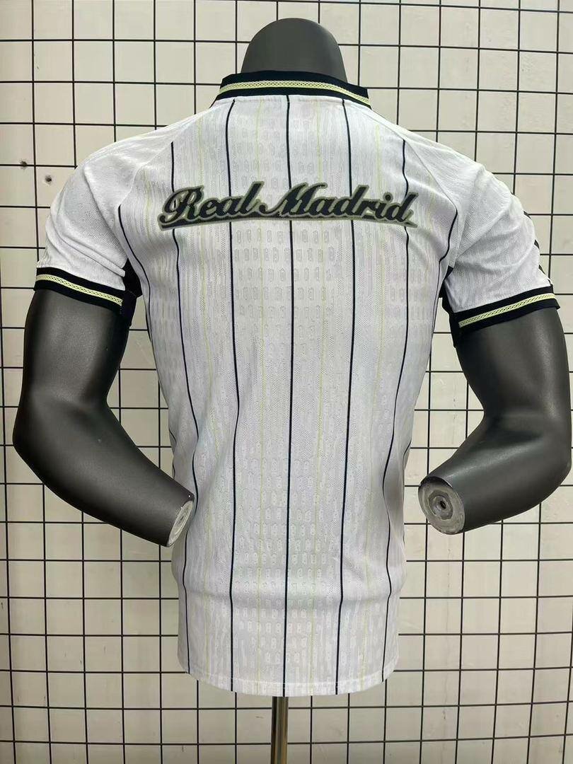 Maillot Real Madrid Officiel