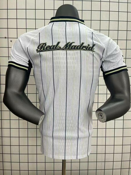 Maillot Real Madrid Officiel