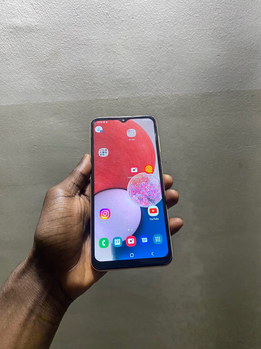 Samsung A13 64 giga de rom et 4 giga de ram