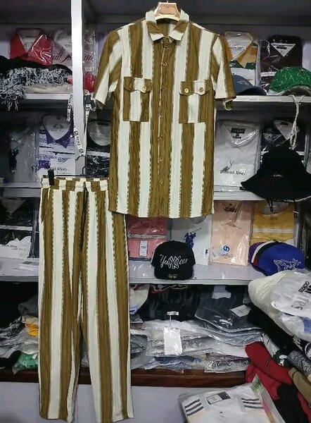 Ensembles unisexes stylés variés