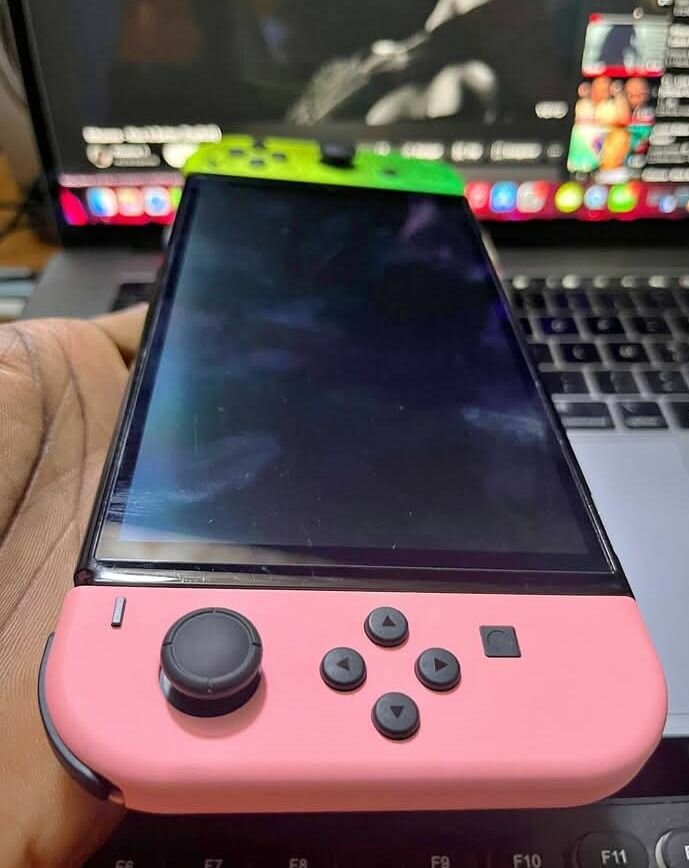 Console de jeu Joy-Con colorée