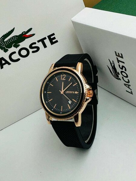 MONTRE LACOSTE NOIR ET OR
