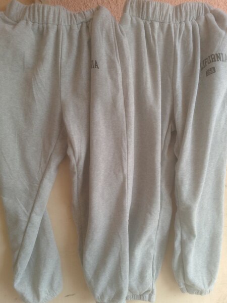 Pantalon de jogging gris 2a