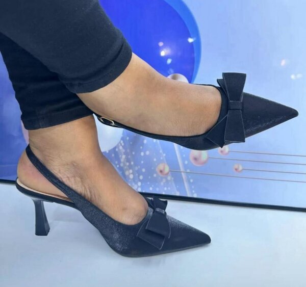 Escarpins élégants en satin noir