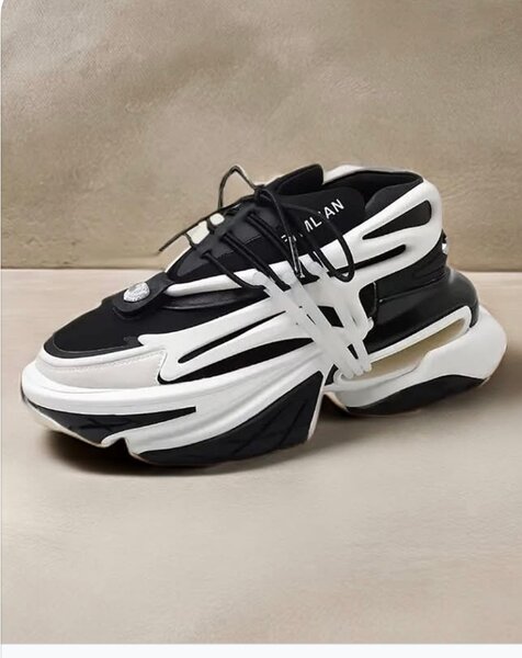 Sneakers futuristes homme