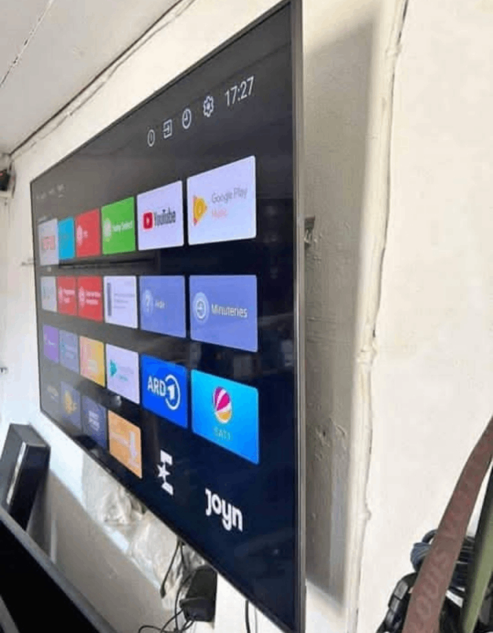 Téléviseur Smart LED 4K UHD