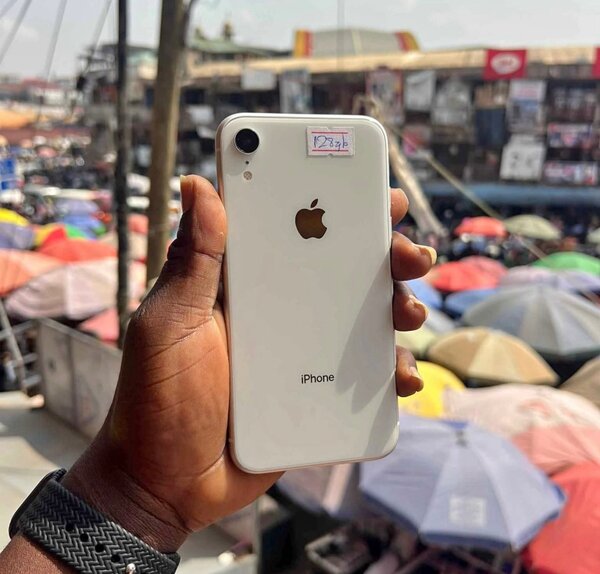 iPhone XR 128gig