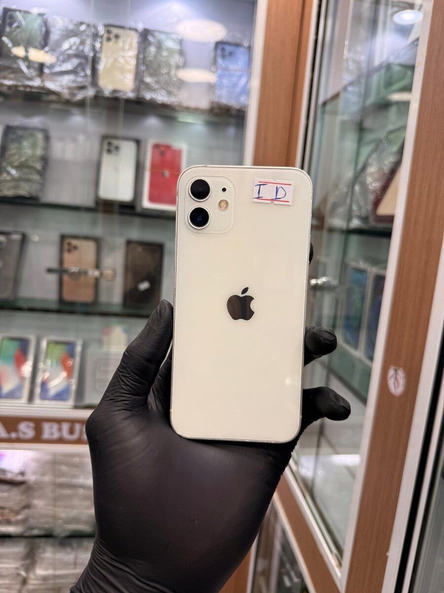 12 Blanc sans id