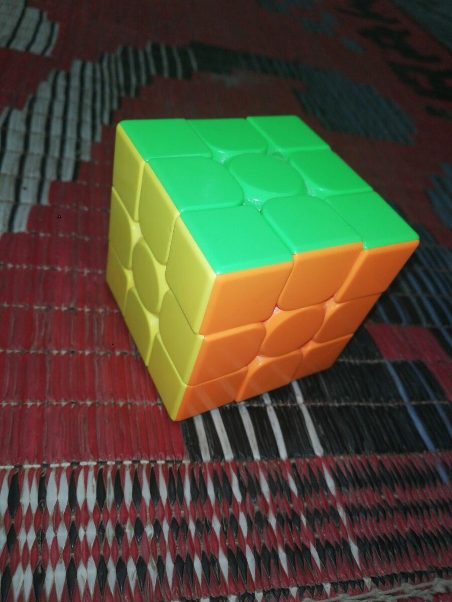 Moyo 3x3 rubix cube