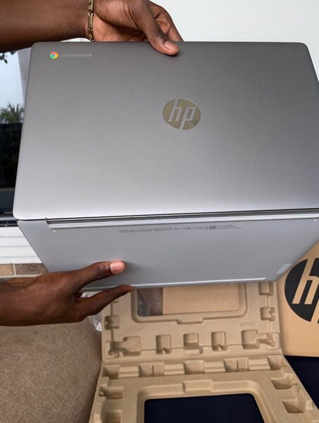 HP Chromebook 15a-na0007